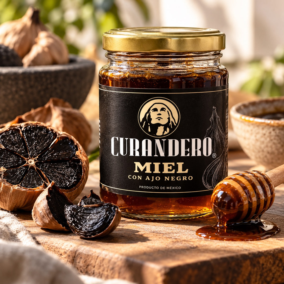 Miel de Abeja Natural Orgánica con Ajo Negro Curandero — 360 g